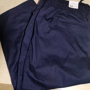 NWT Blue Midrise Petal Hem Capris